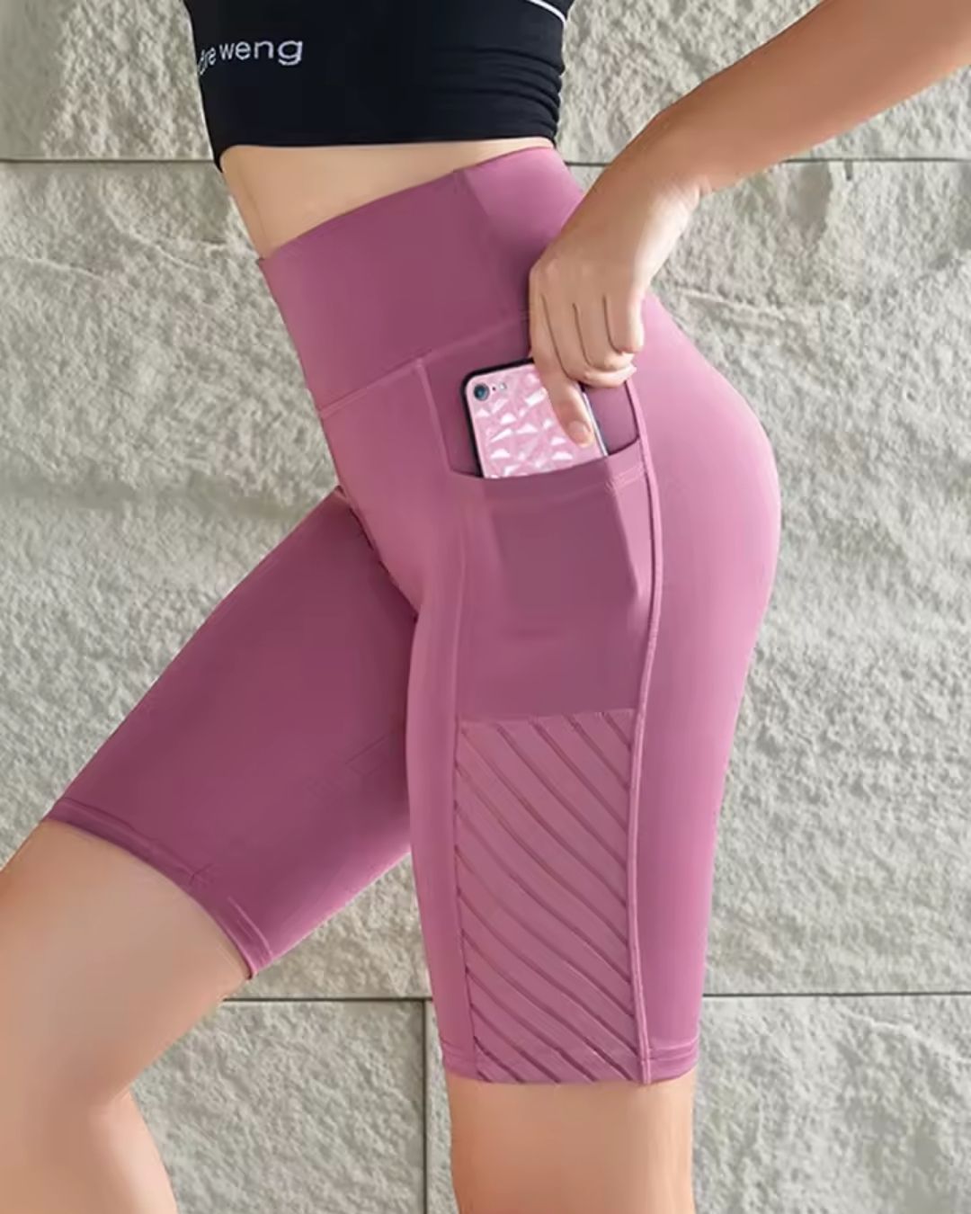 Alma | Figurformende Sport-Shorts mit Tasche