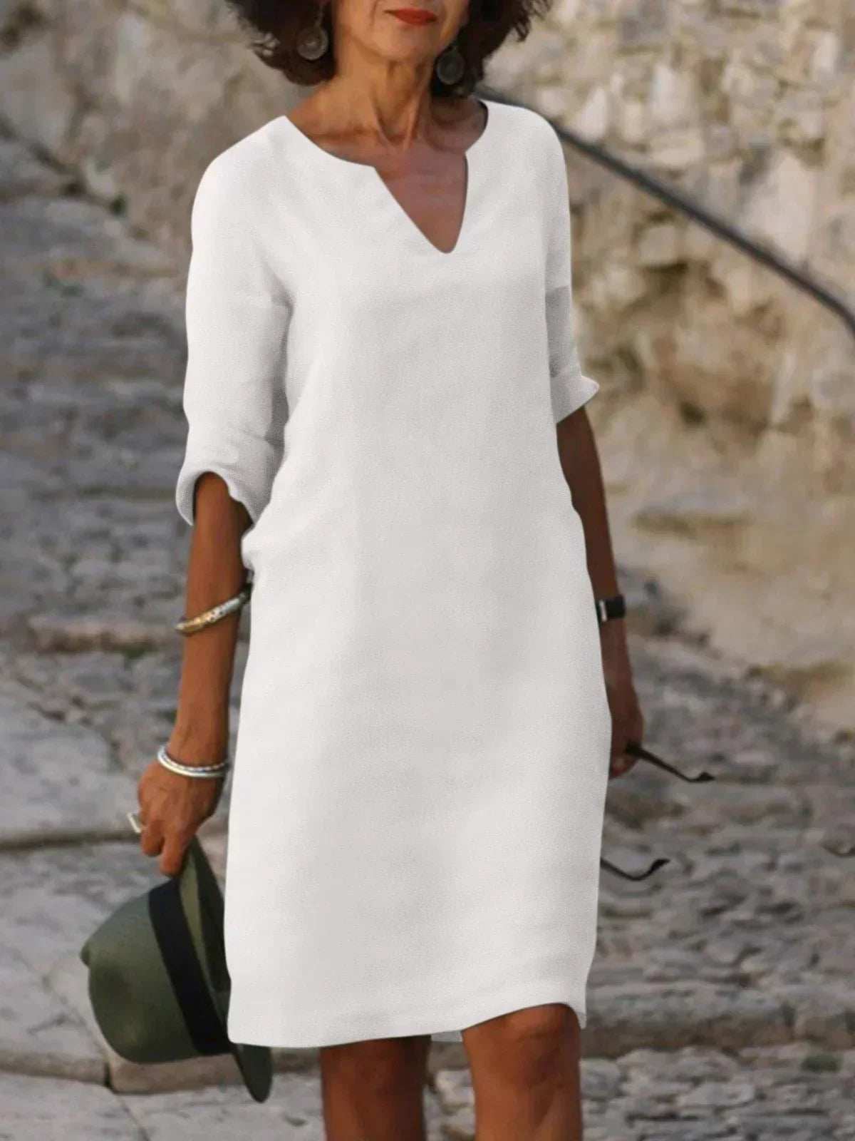 Ingeborg | Elegantes Kleid mit V-Ausschnitt