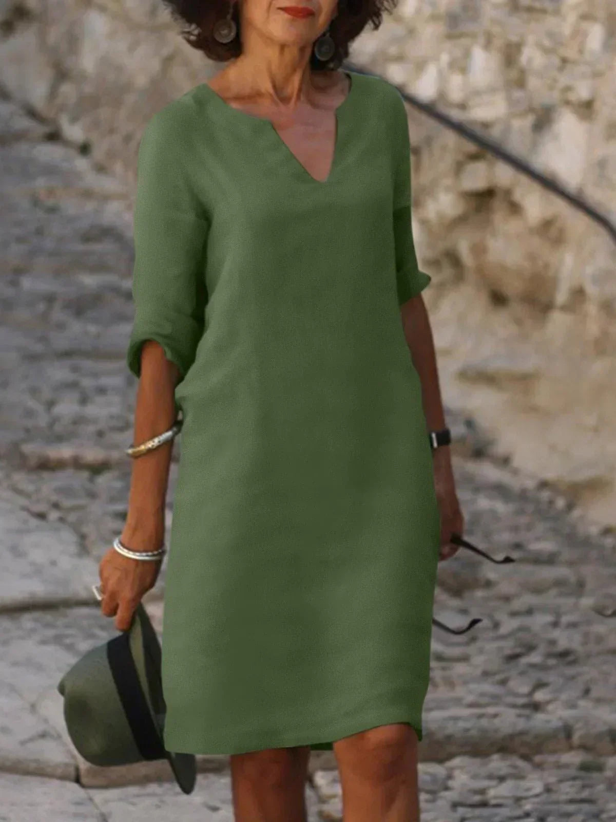 Ingeborg | Elegantes Kleid mit V-Ausschnitt
