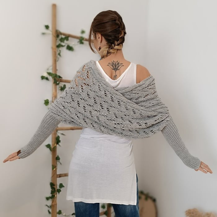 Damen Strickschal mit Doppelärmeln