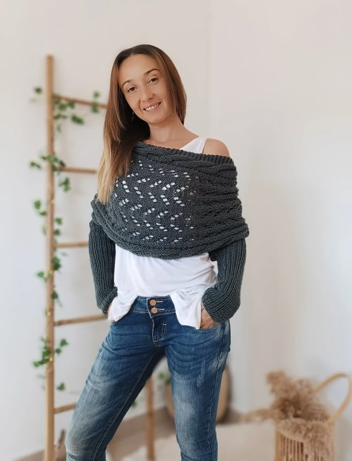 Damen Strickschal mit Doppelärmeln